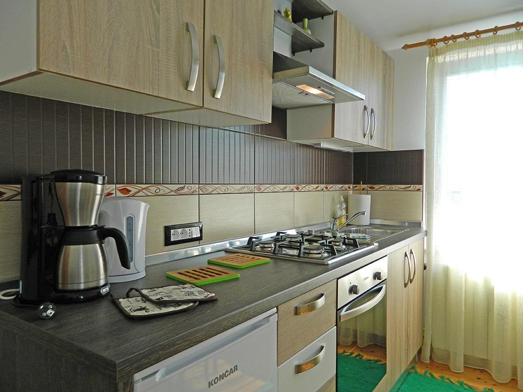 Apartment San Ližnjan Kamer foto
